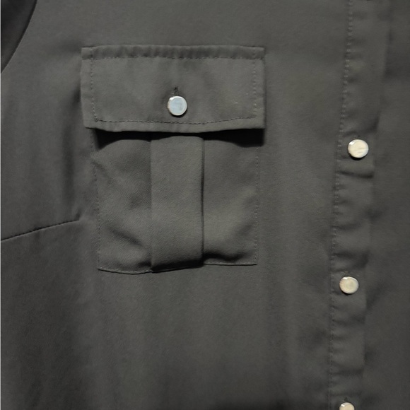 Slim Factor By Investments Button Front Top - Black - 2X - Picture 3 of 6